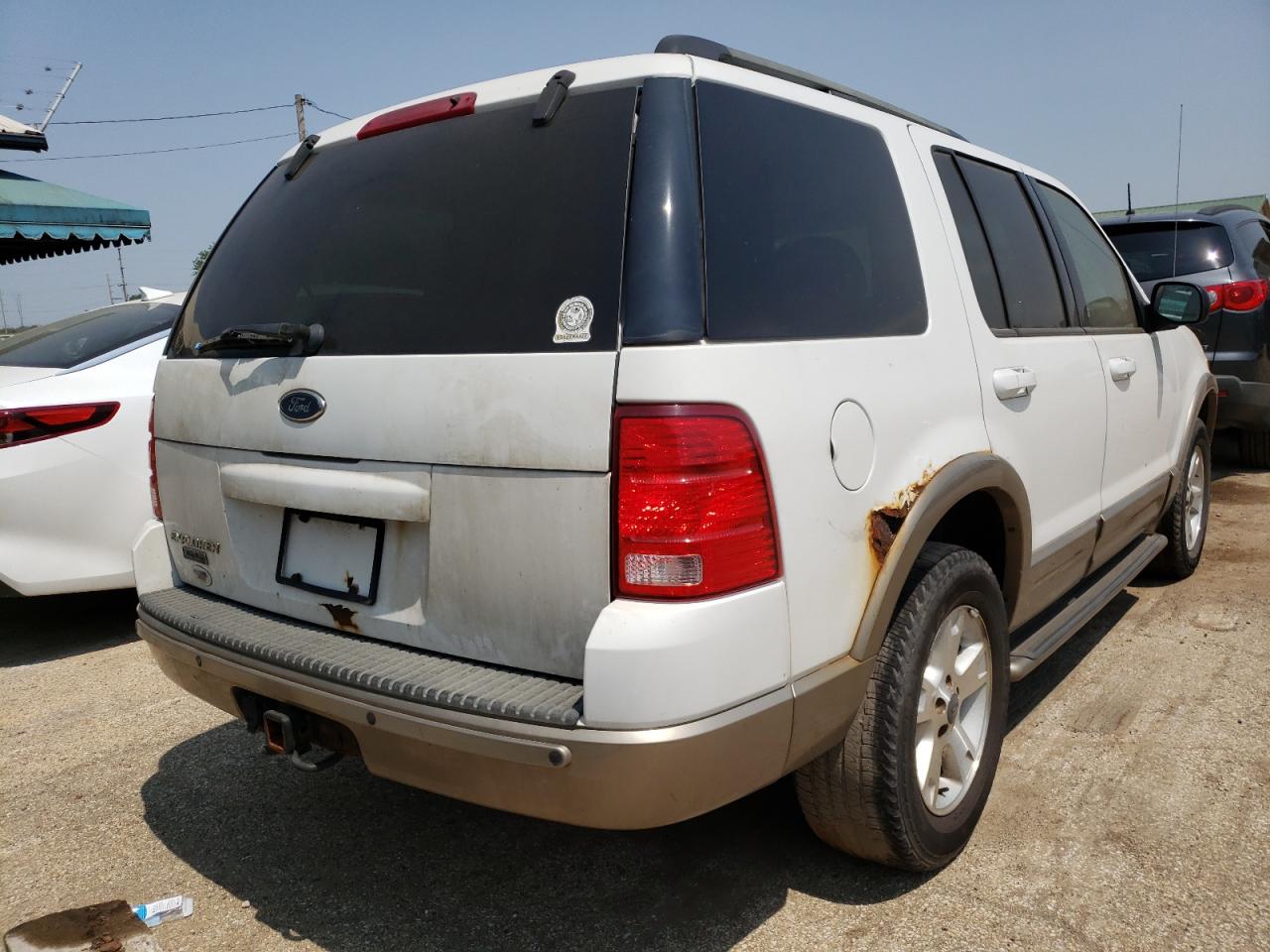 Photo 4 from auction – 2003 FORD EXPLORER with VIN 1FMZU74K53UC30058