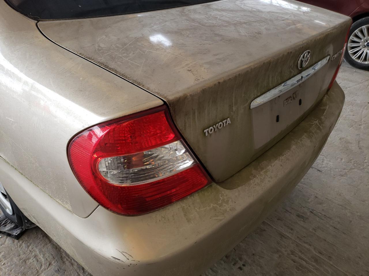 Photo 9 from auction – 2002 TOYOTA CAMRY /LE/ with VIN 4T1BE32K52U052645