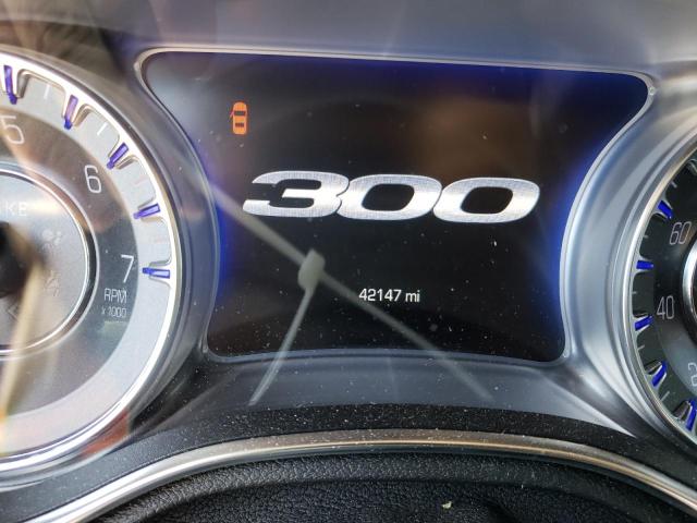 Photo 8 from auction – 2018 CHRYSLER 300 LIMITE with VIN 2C3CCAKG3JH165241