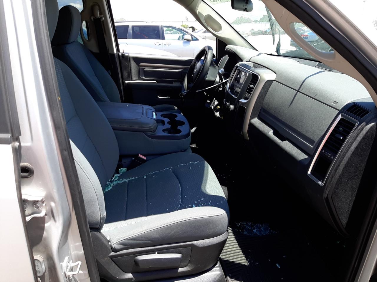 Photo 5 from auction – 2013 RAM 1500 SLT with VIN 1C6RR6GP0DS512247