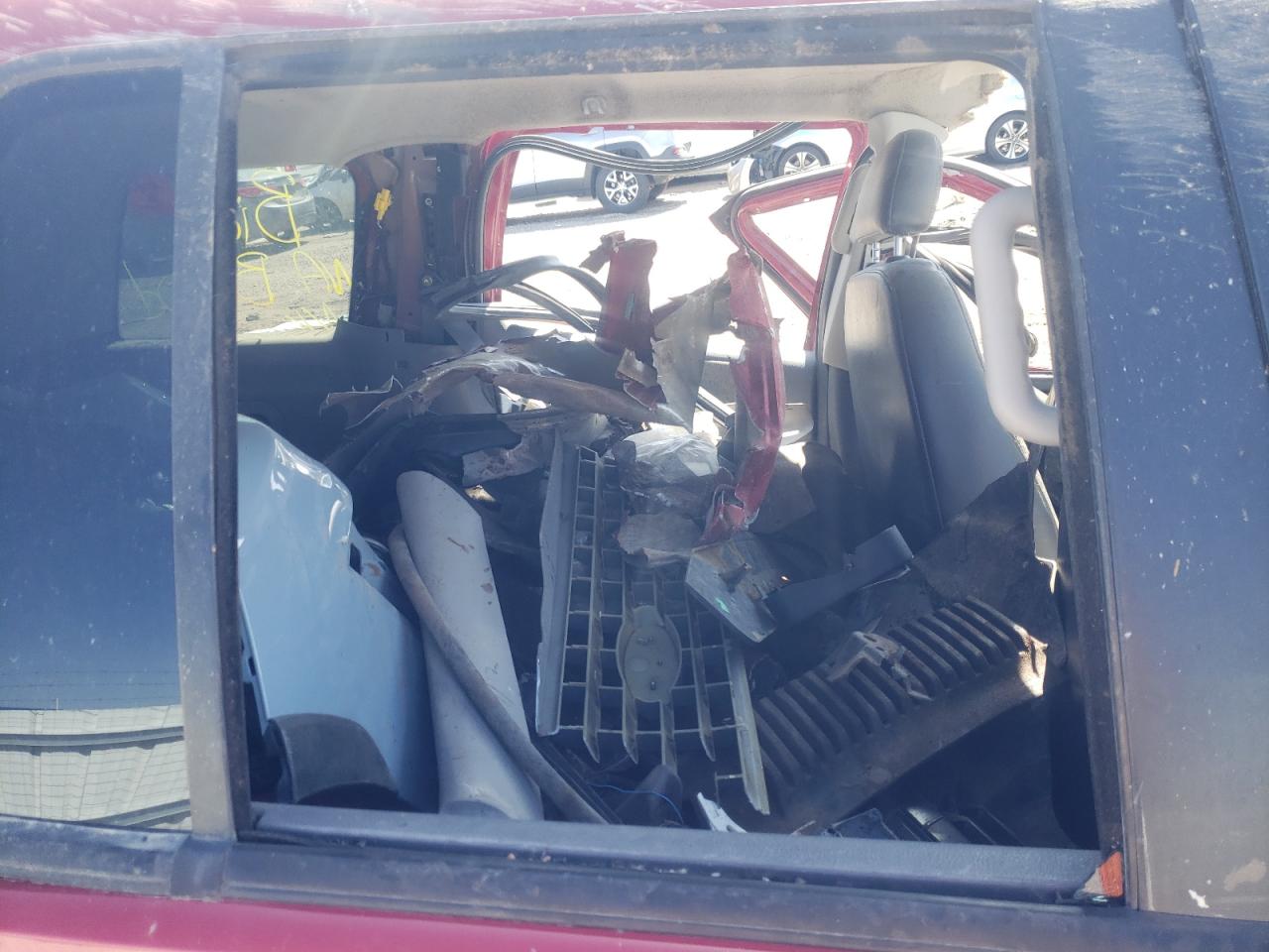 Photo 6 from auction – 2003 FORD EXPLORER X with VIN 1FMZU72K13ZA20210