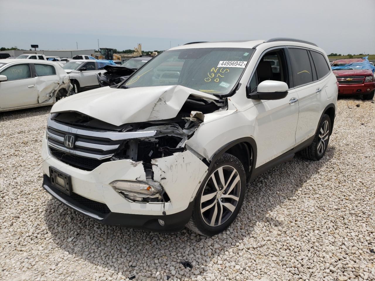 Photo 9 from auction – 2016 HONDA PILOT TOUR with VIN 5FNYF6H95GB062075