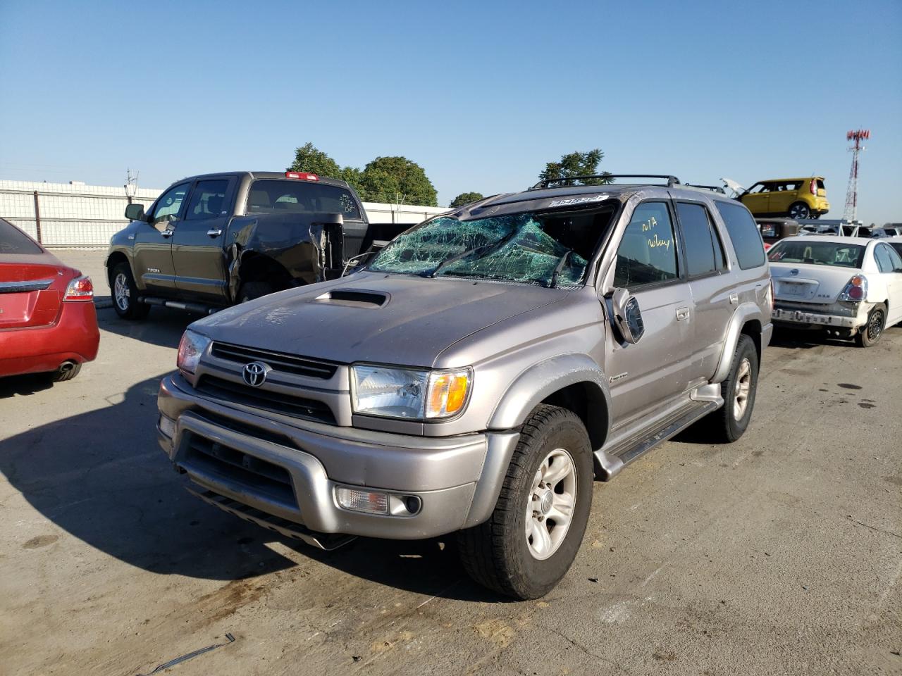 Photo 2 from auction – 2002 TOYOTA 4RUNNER SR with VIN JT3GN86R720252467