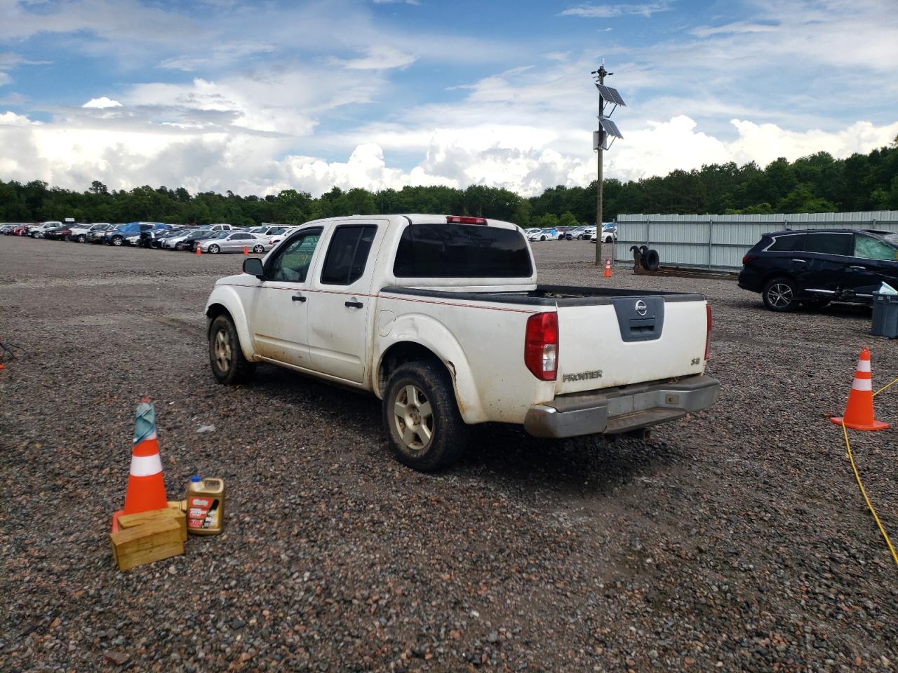 Photo 3 from auction – 2005 NISSAN FRONTIER C with VIN 1N6AD07U55C421586