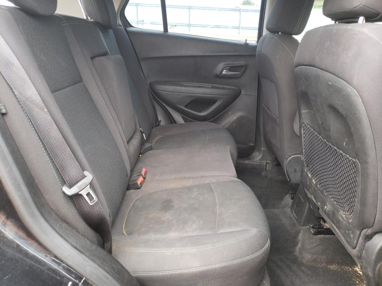 Фото 6 с аукциона – 2015 CHEVROLET TRAX 1LS с VIN 3GNCJPSBXFL218869
