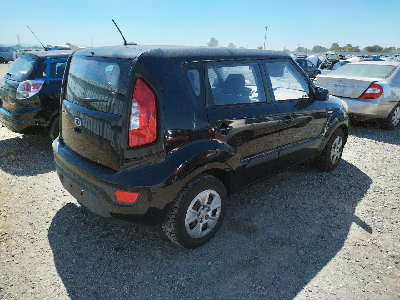 Photo 4 from auction – 2012 KIA SOUL with VIN KNDJT2A57C7743669