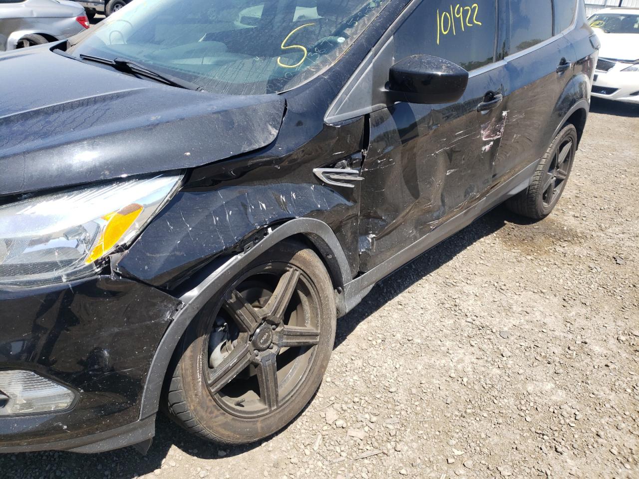 Photo 9 from auction – 2017 FORD ESCAPE SE with VIN 1FMCU0GD9HUC67261