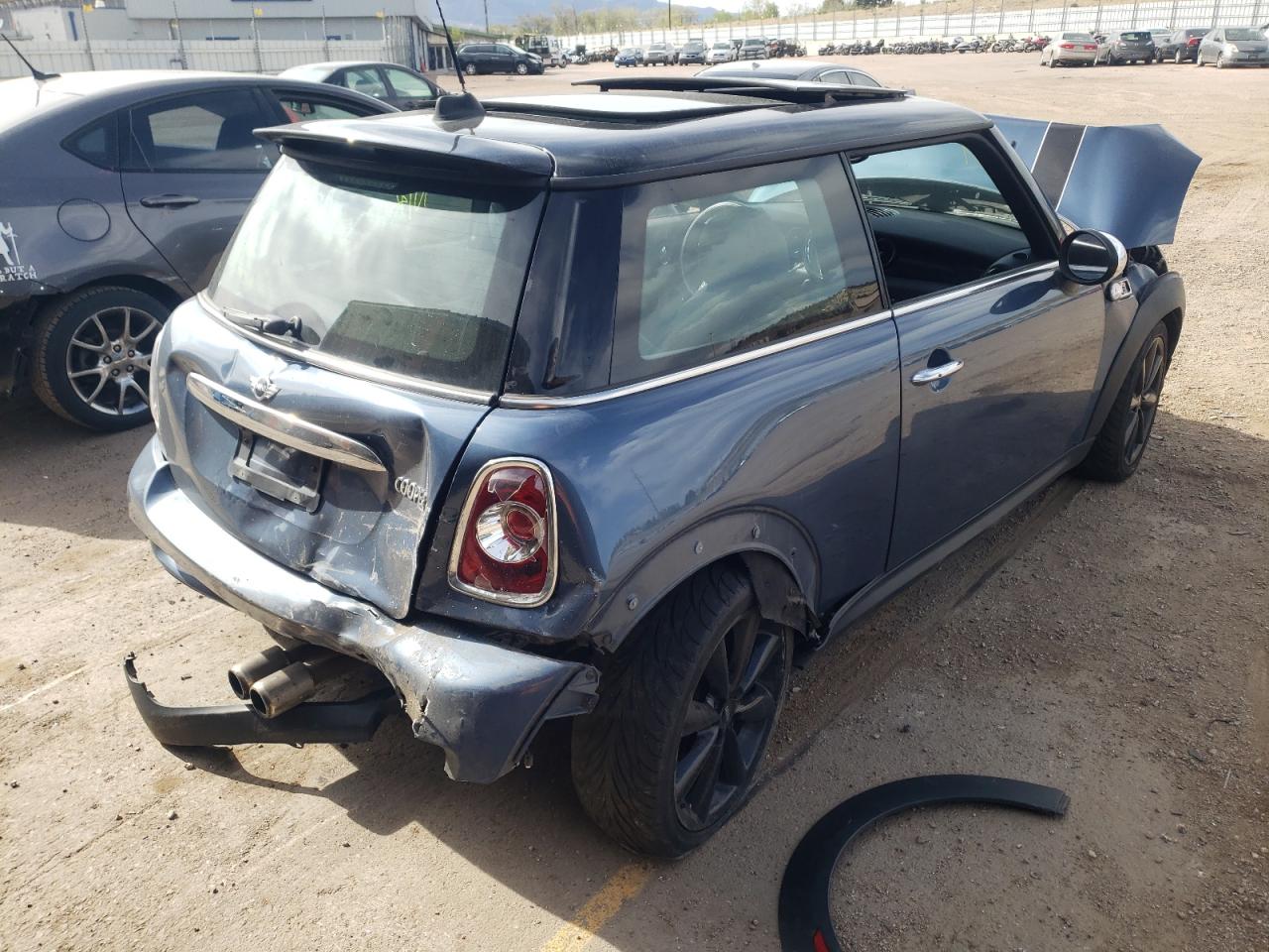 Photo 4 from auction – 2011 MINI COOPER S with VIN WMWSV3C56BTY20195