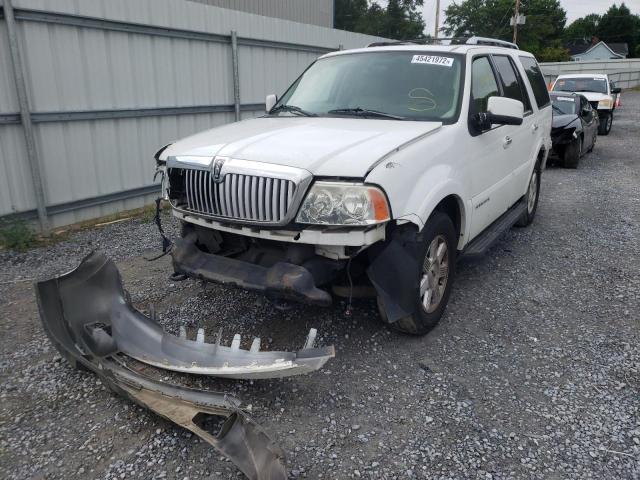 Photo 2 from auction – 2005 LINCOLN NAVIGATOR with VIN 5LMFU27545LJ08213