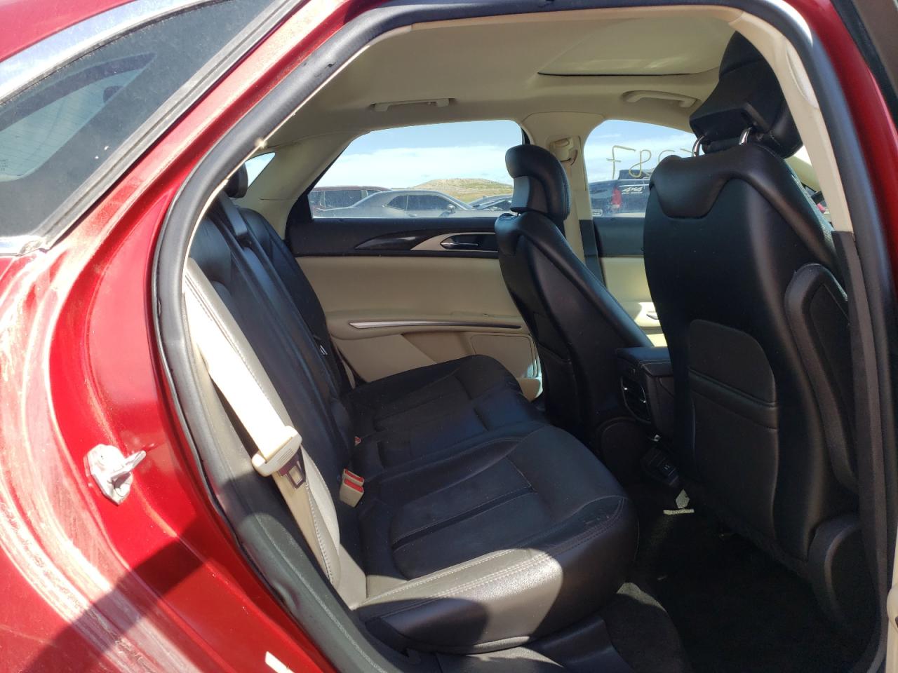Photo 6 from auction – 2014 LINCOLN MKZ with VIN 3LN6L2GK2ER828087