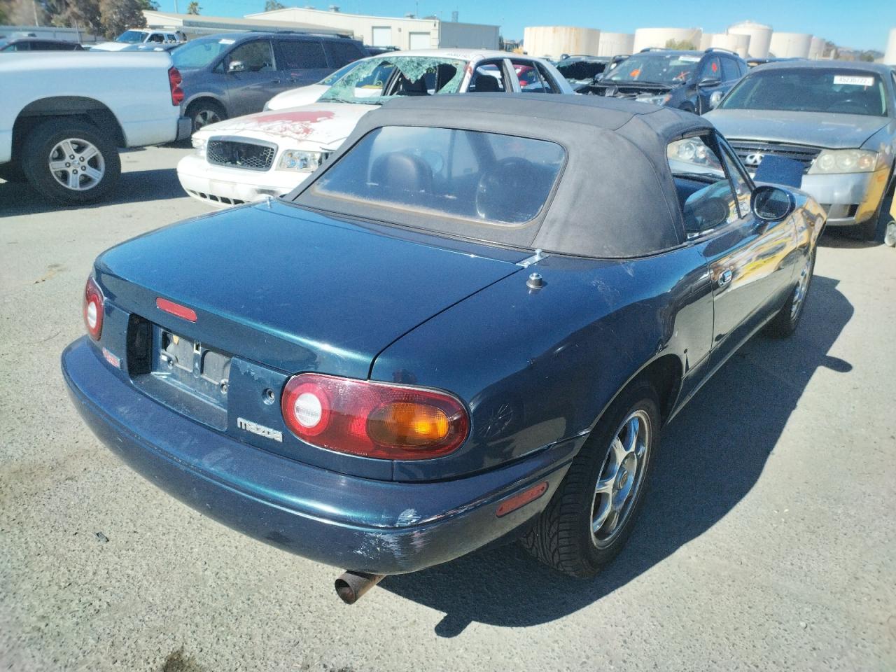 Photo 4 from auction – 1995 MAZDA MX-5 MIATA with VIN JM1NA3534S0616875