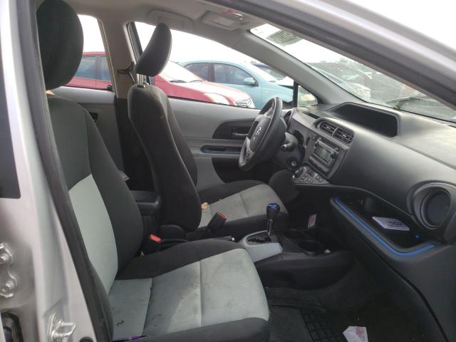 Photo 5 from auction – 2013 TOYOTA PRIUS C with VIN JTDKDTB34D1047182