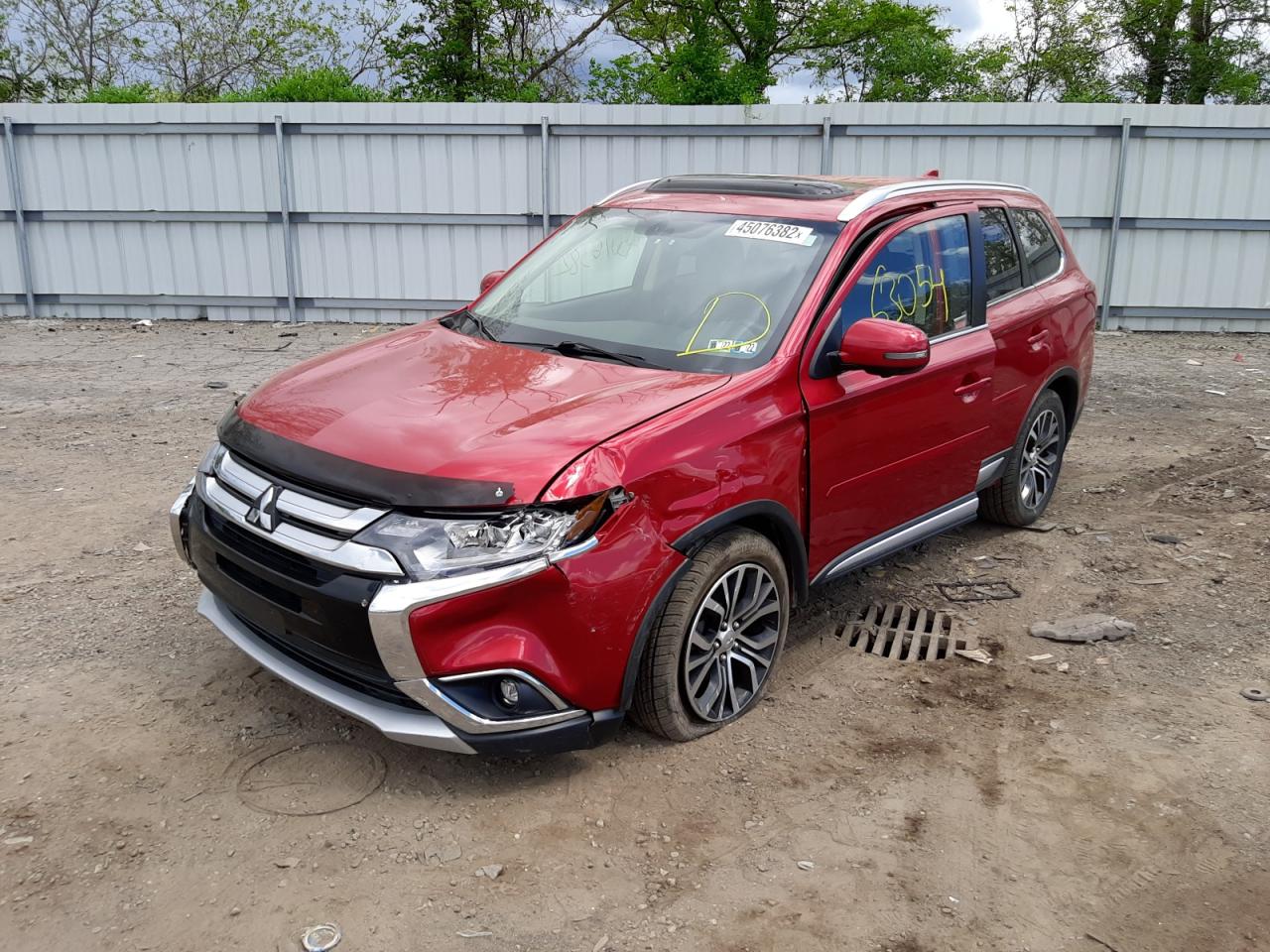 Photo 2 from auction – 2018 MITSUBISHI OUTLANDER with VIN JA4AZ3A32JZ071390