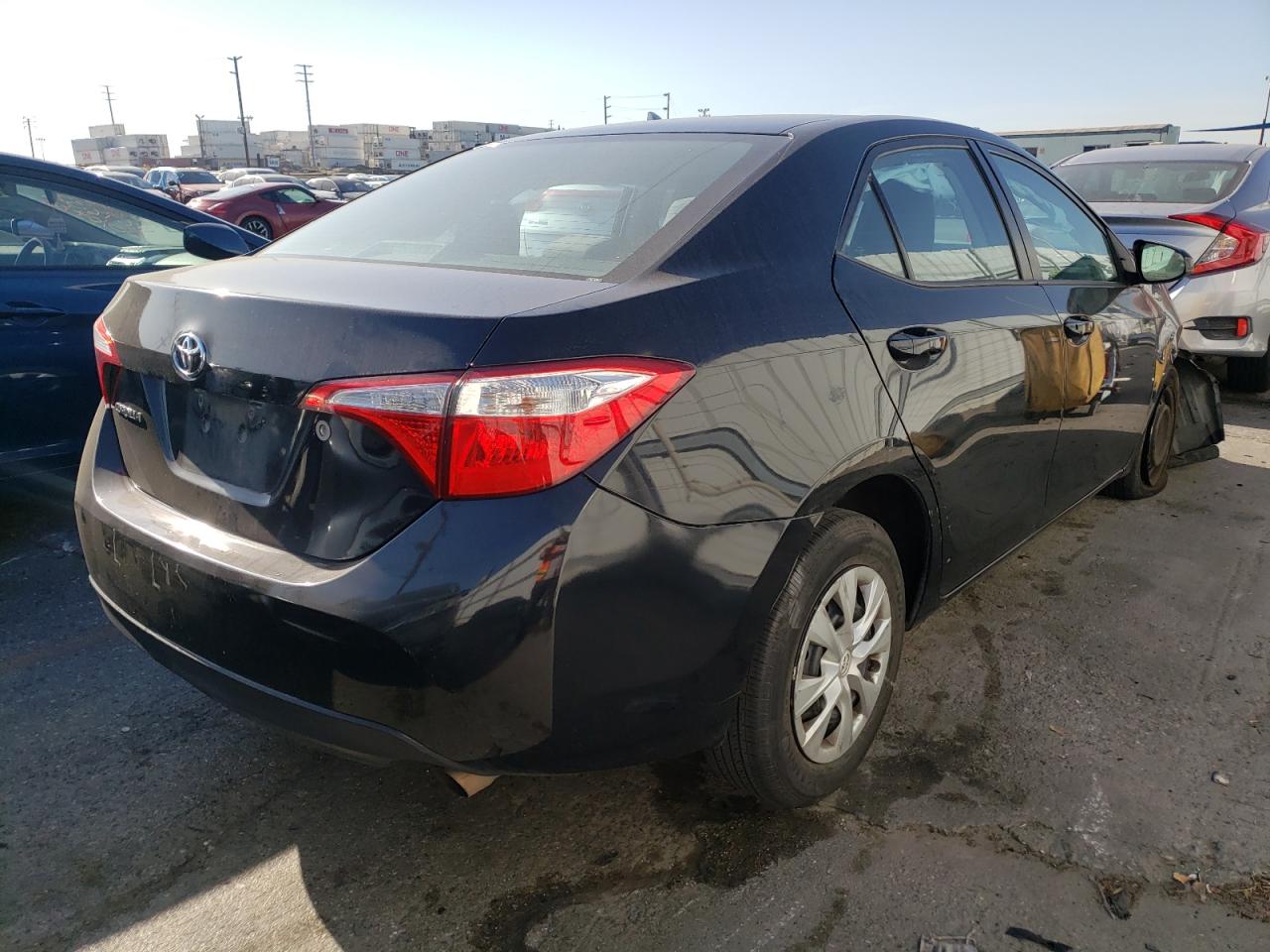 Photo 4 from auction – 2015 TOYOTA COROLLA L with VIN 5YFBURHE4FP332359