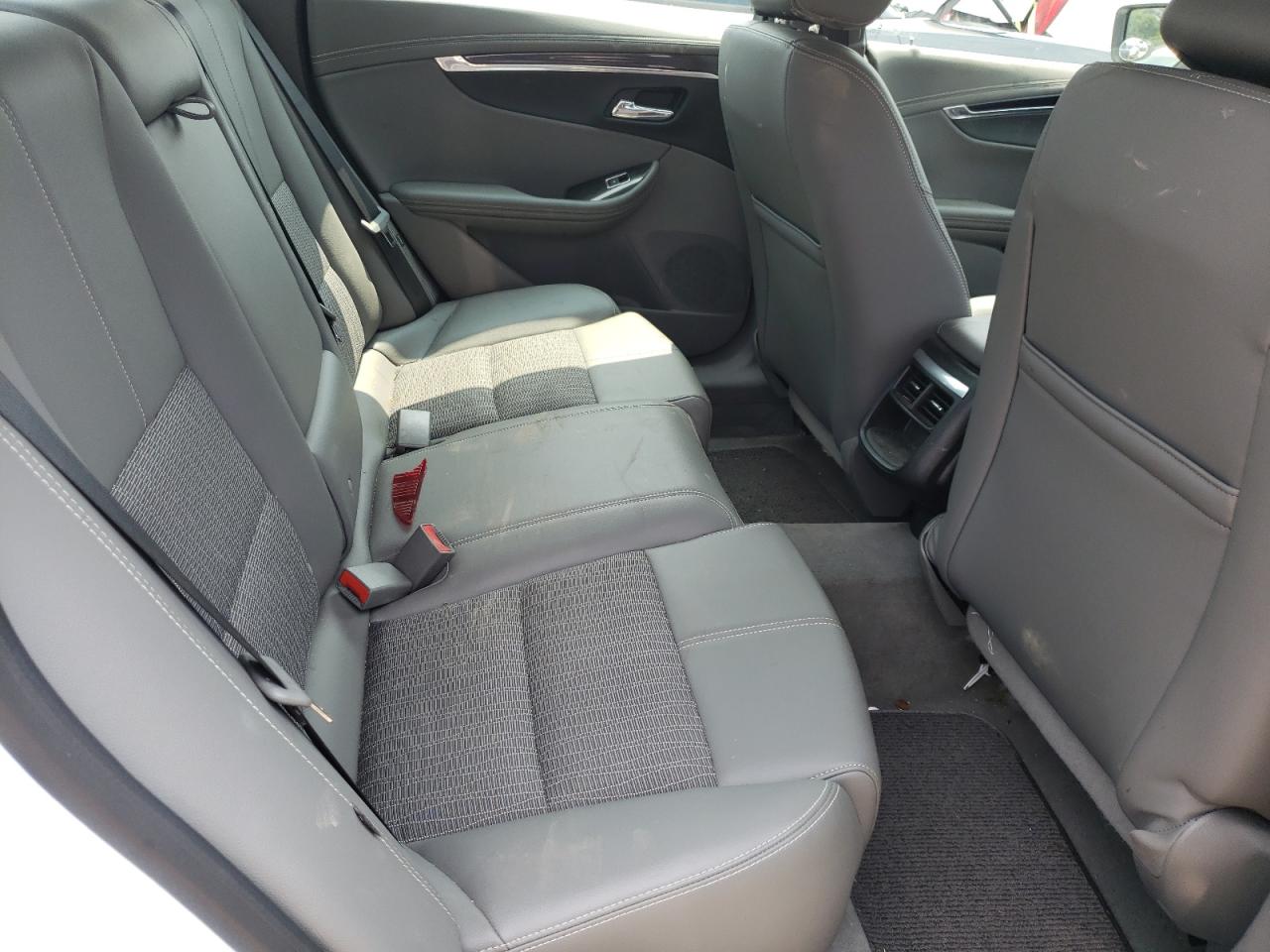 Photo 6 from auction – 2016 CHEVROLET IMPALA LT with VIN 2G1115S32G9179835