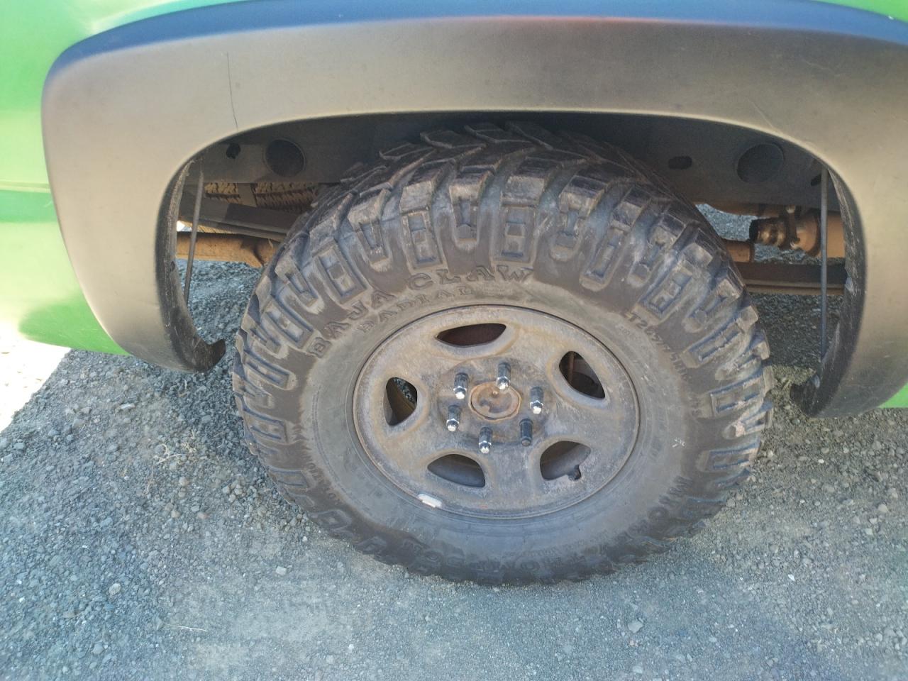Photo 9 from auction – 2001 CHEVROLET SILVERADO with VIN 1GCEK19T51E256545
