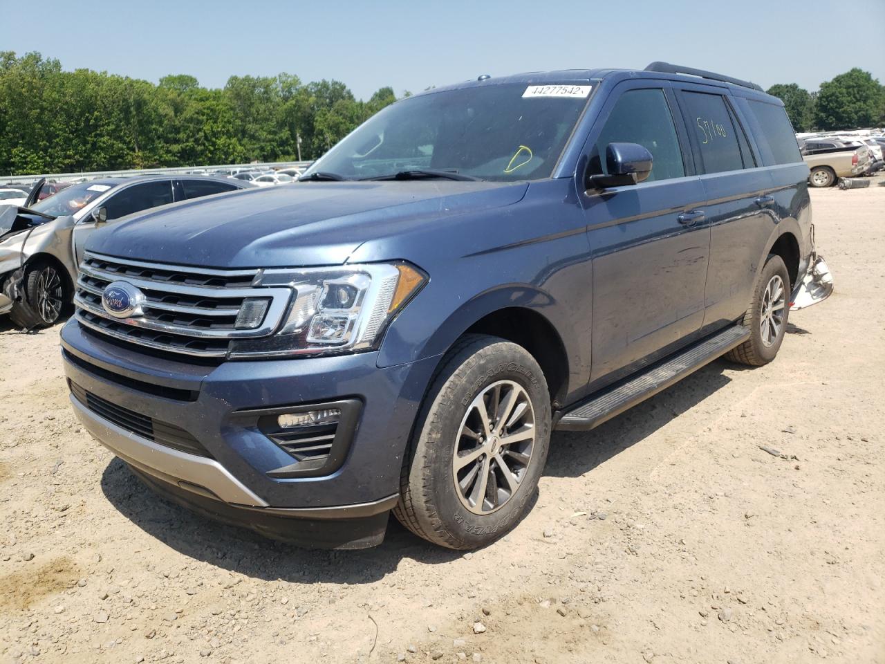 Photo 2 from auction – 2018 FORD EXPEDITION with VIN 1FMJU1HT8JEA23832