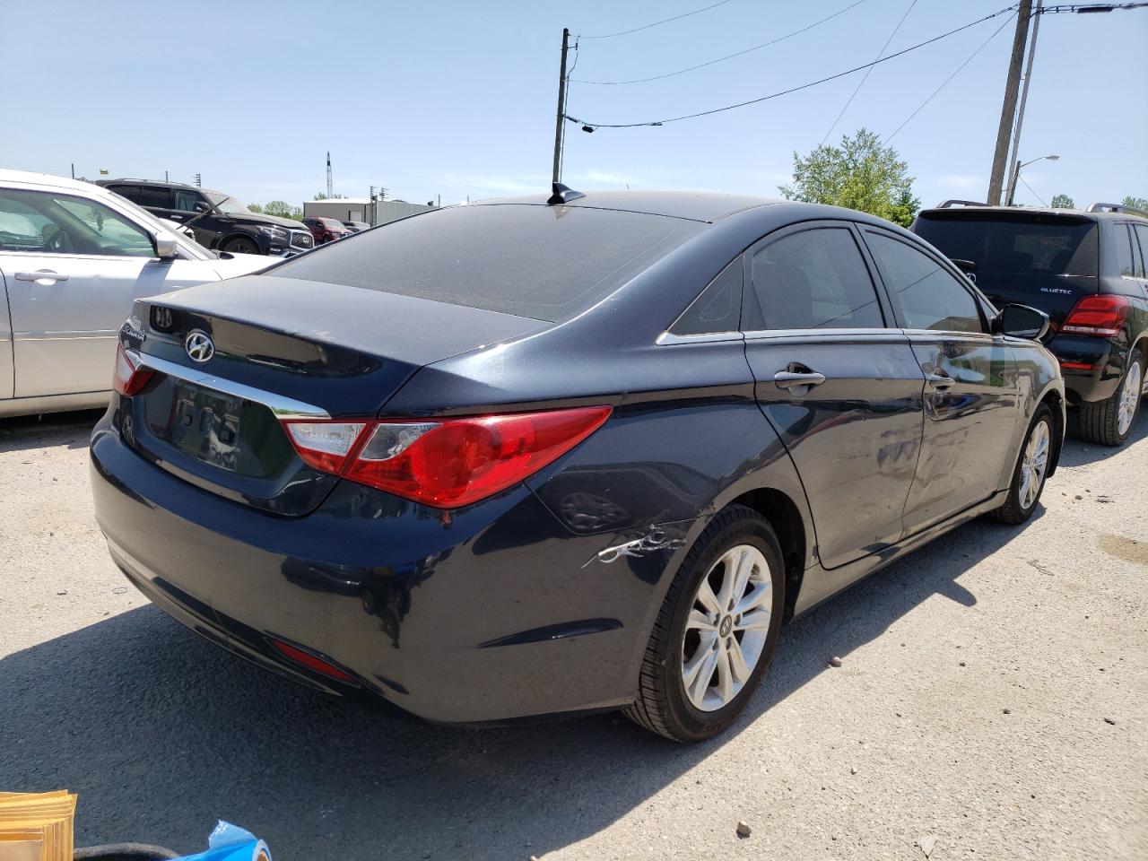 Photo 4 from auction – 2013 HYUNDAI SONATA GLS with VIN 5NPEB4AC2DH734860