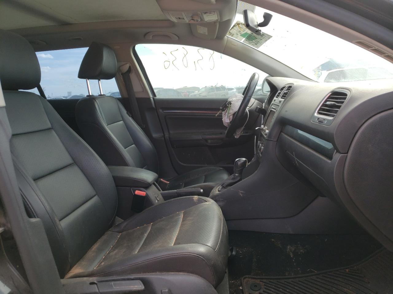 Photo 5 from auction – 2012 VOLKSWAGEN JETTA TDI with VIN 3VWPL7AJ4CM670574