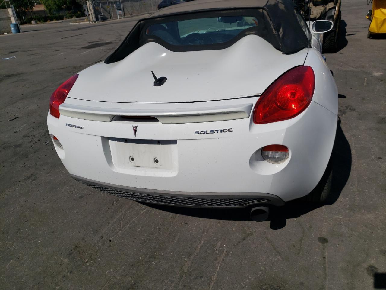 Photo 6 from auction – 2009 PONTIAC SOLSTICE with VIN 1G2MN35B79Y103823