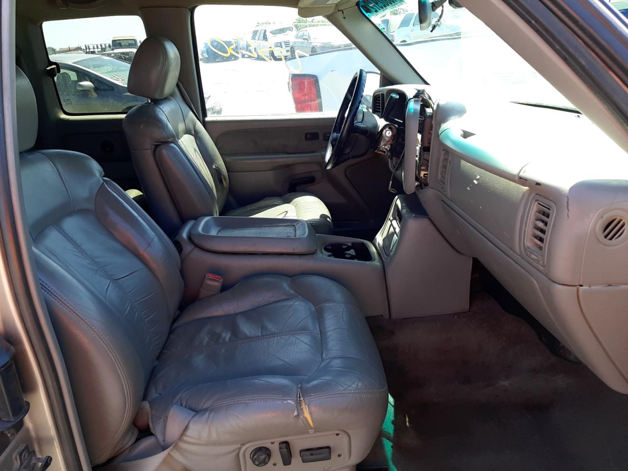 Photo 5 from auction – 2000 GMC NEW SIERRA with VIN 2GTEC19T7Y1162904