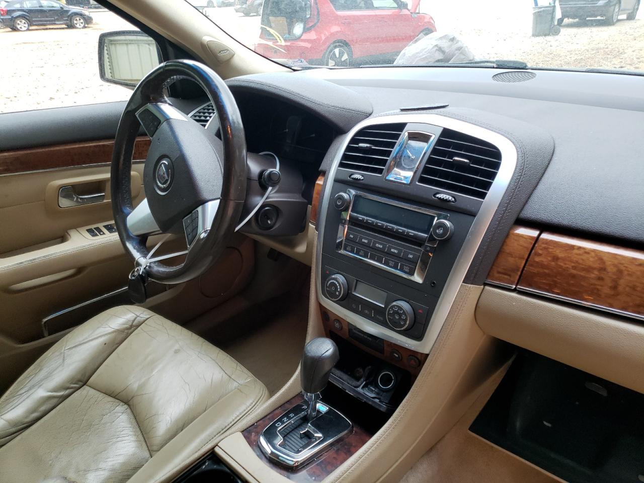 Photo 9 from auction – 2008 CADILLAC SRX with VIN 1GYEE637280107303