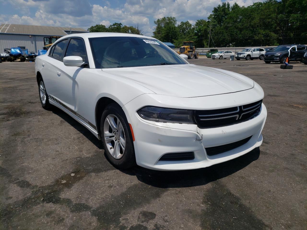 DODGE CHARGER SE 2015 with VIN 2C3CDXBG5FH752225 - Photo from auction