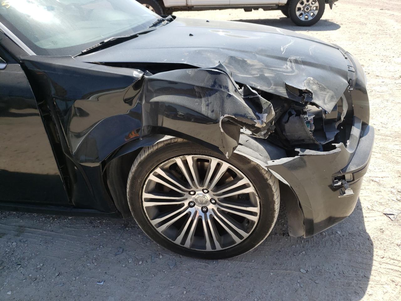 Photo 9 from auction – 2010 CHRYSLER 300 S with VIN 2C3CA9CTXAH330136