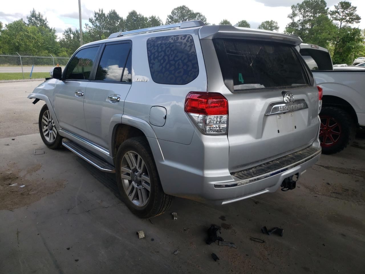 Photo 3 from auction – 2013 TOYOTA 4RUNNER SR with VIN JTEZU5JR6D5049276