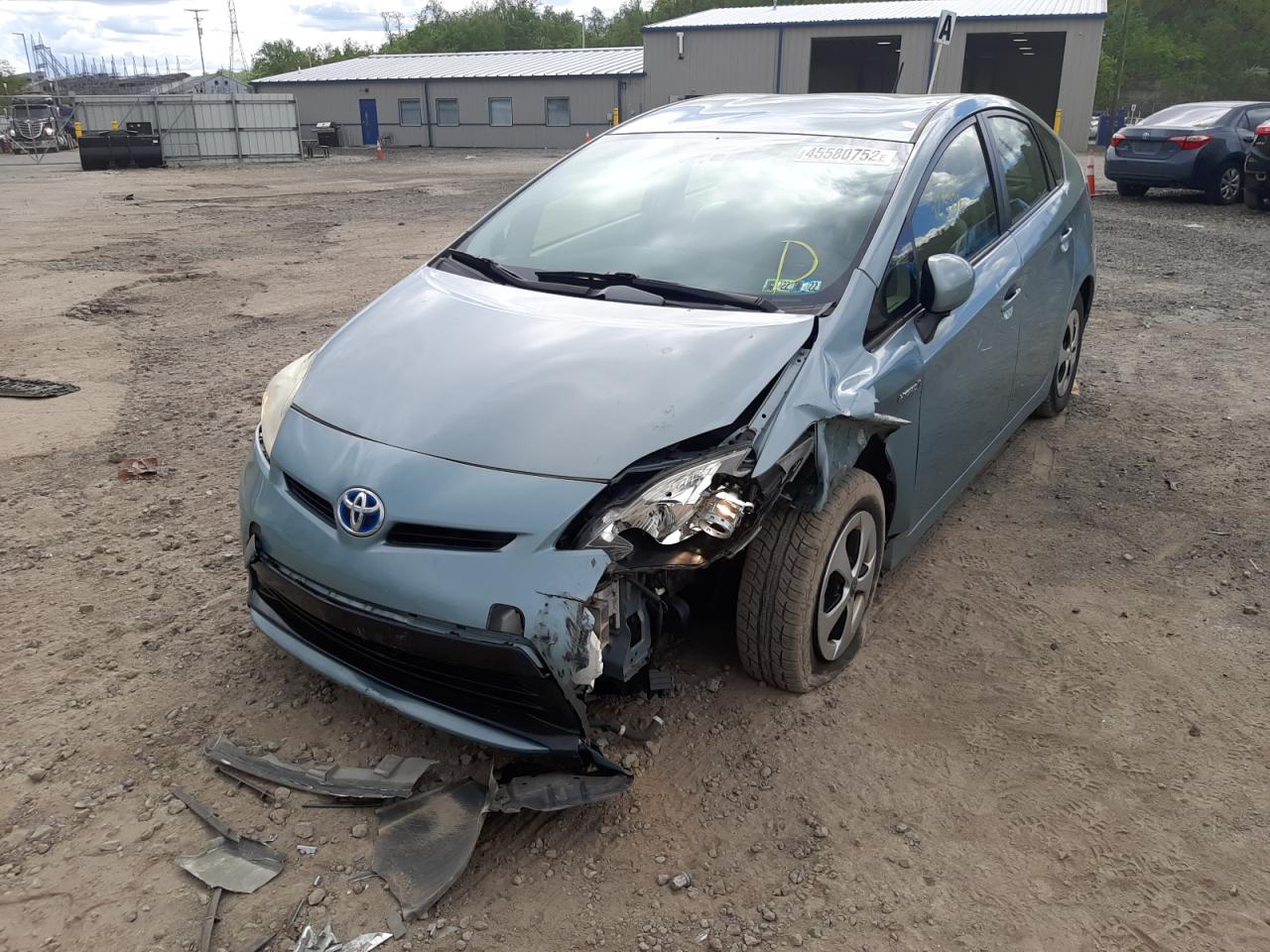 Photo 2 from auction – 2013 TOYOTA PRIUS with VIN JTDKN3DU0D1638709
