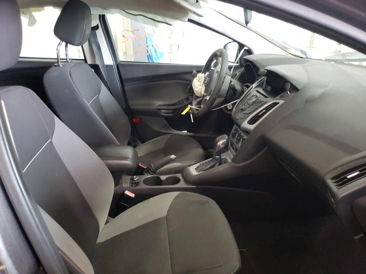 Photo 5 from auction – 2012 FORD FOCUS SE with VIN 1FAHP3K27CL218914