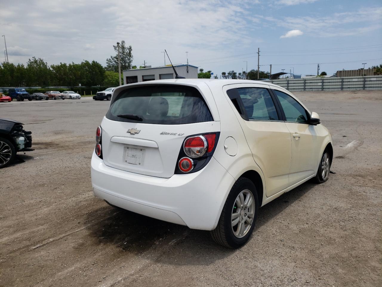 Photo 4 from auction – 2013 CHEVROLET SONIC LT with VIN 1G1JC6SG7D4207887