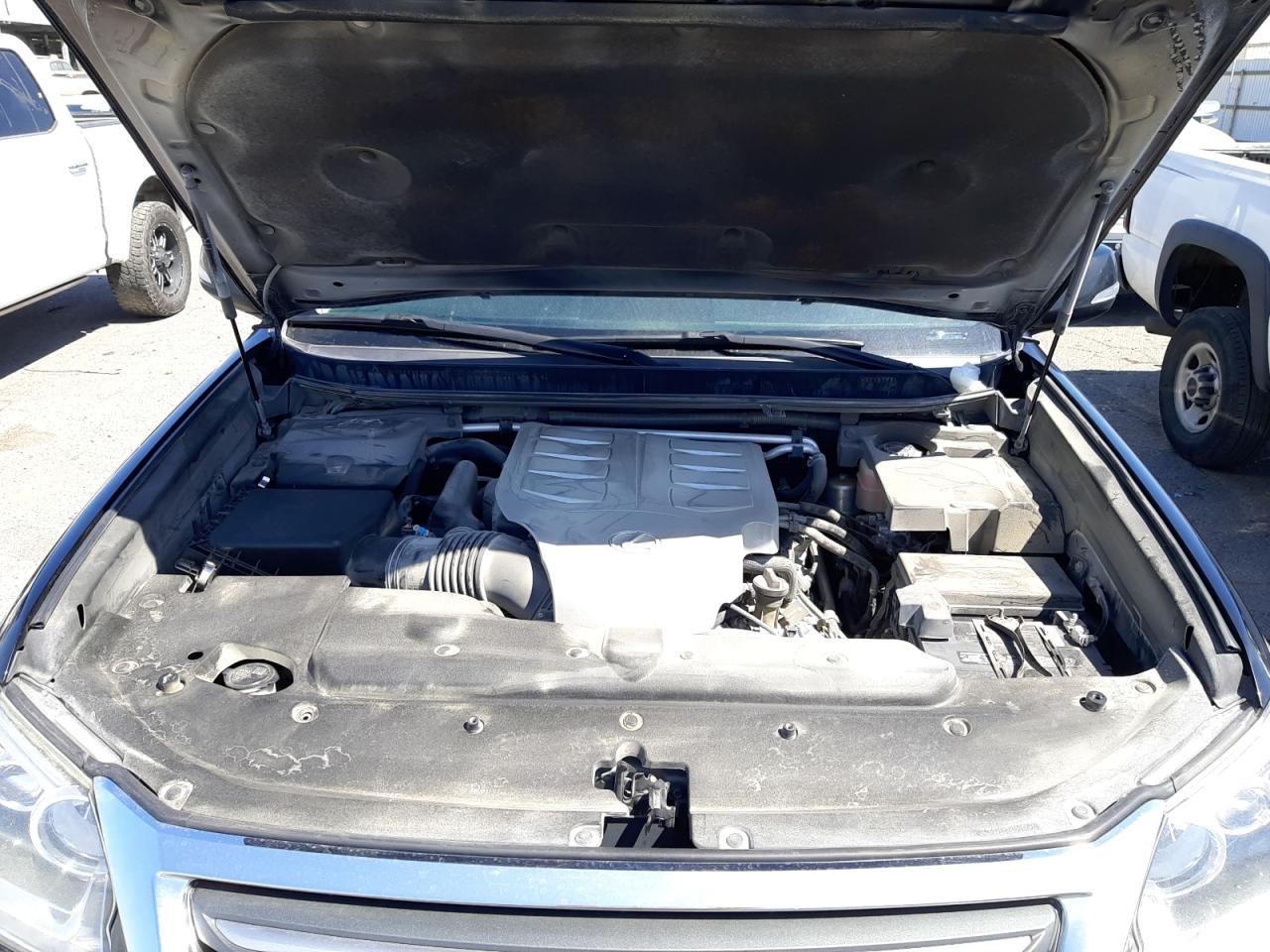 Photo 7 from auction – 2014 LEXUS GX 460 PRE with VIN JTJJM7FX2E5083198