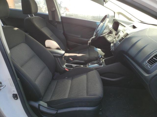 Photo 5 from auction – 2017 KIA FORTE LX with VIN 3KPFK4A70HE032263
