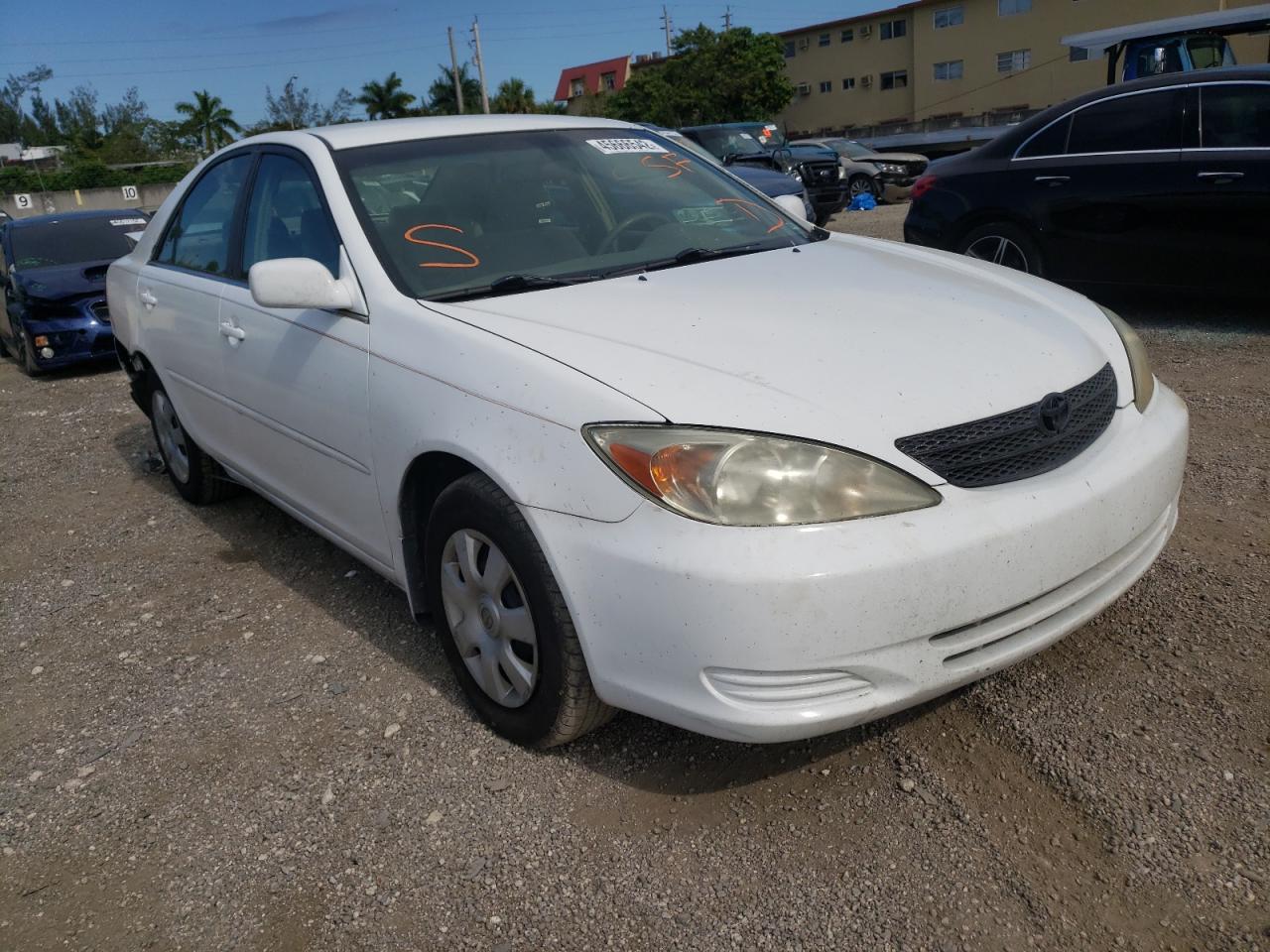 TOYOTA CAMRY LE 2003 with VIN 4T1BE32K73U187983 - Photo from auction