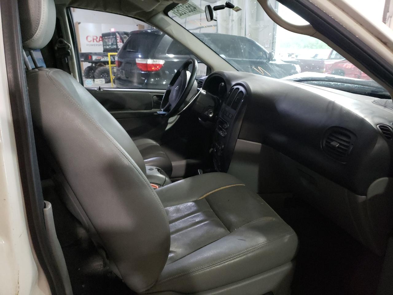 Photo 5 from auction – 2007 DODGE GRAND CARA with VIN 2D4GP44L77R303608