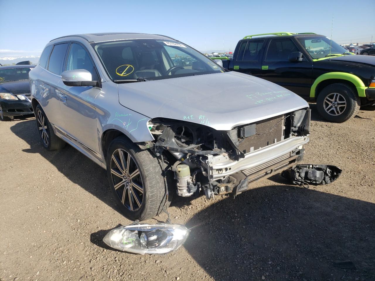 VOLVO XC60 T5 PL 2015 with VIN YV4612RM8F2729608 - Photo from auction