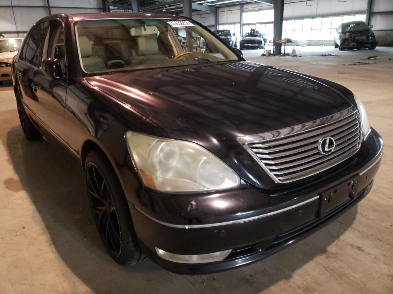 LEXUS LS 430 2005 with VIN JTHBN36F355000686 - Photo from auction
