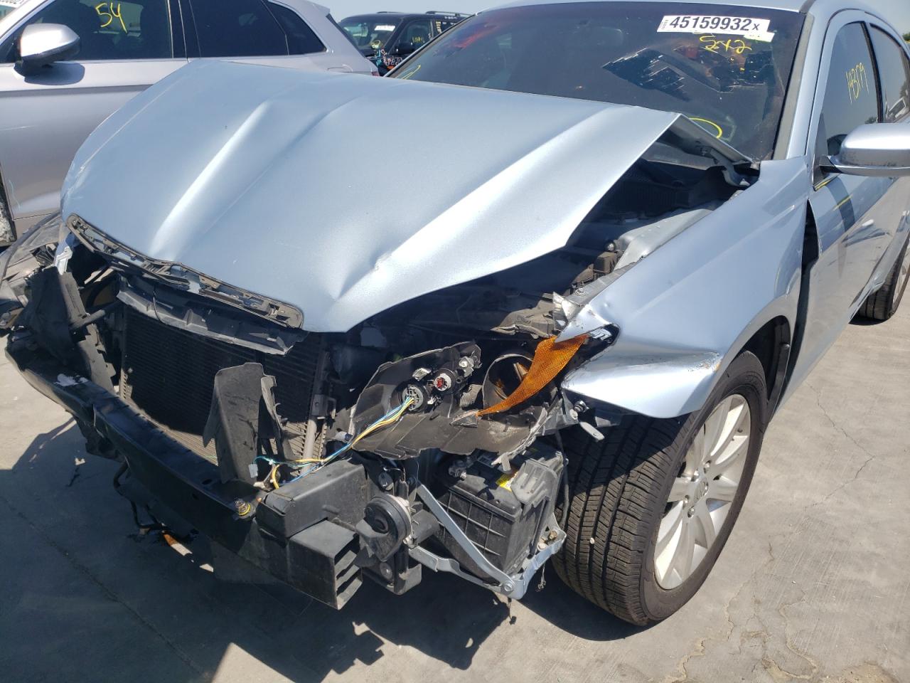 Photo 9 from auction – 2013 CHRYSLER 200 TOURIN with VIN 1C3CCBBB1DN584775