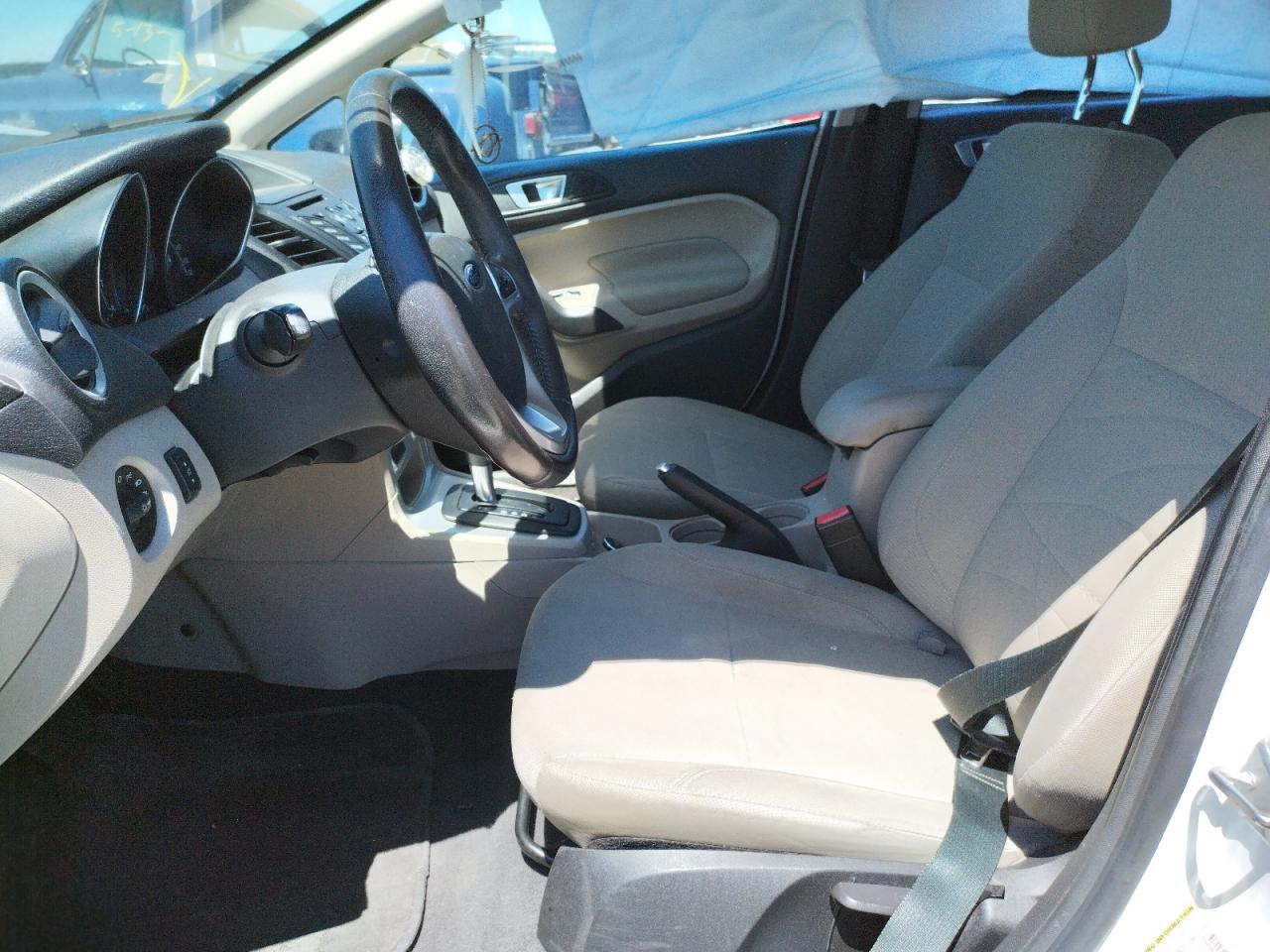 Photo 5 from auction – 2016 FORD FIESTA SE with VIN 3FADP4BJ0GM155297