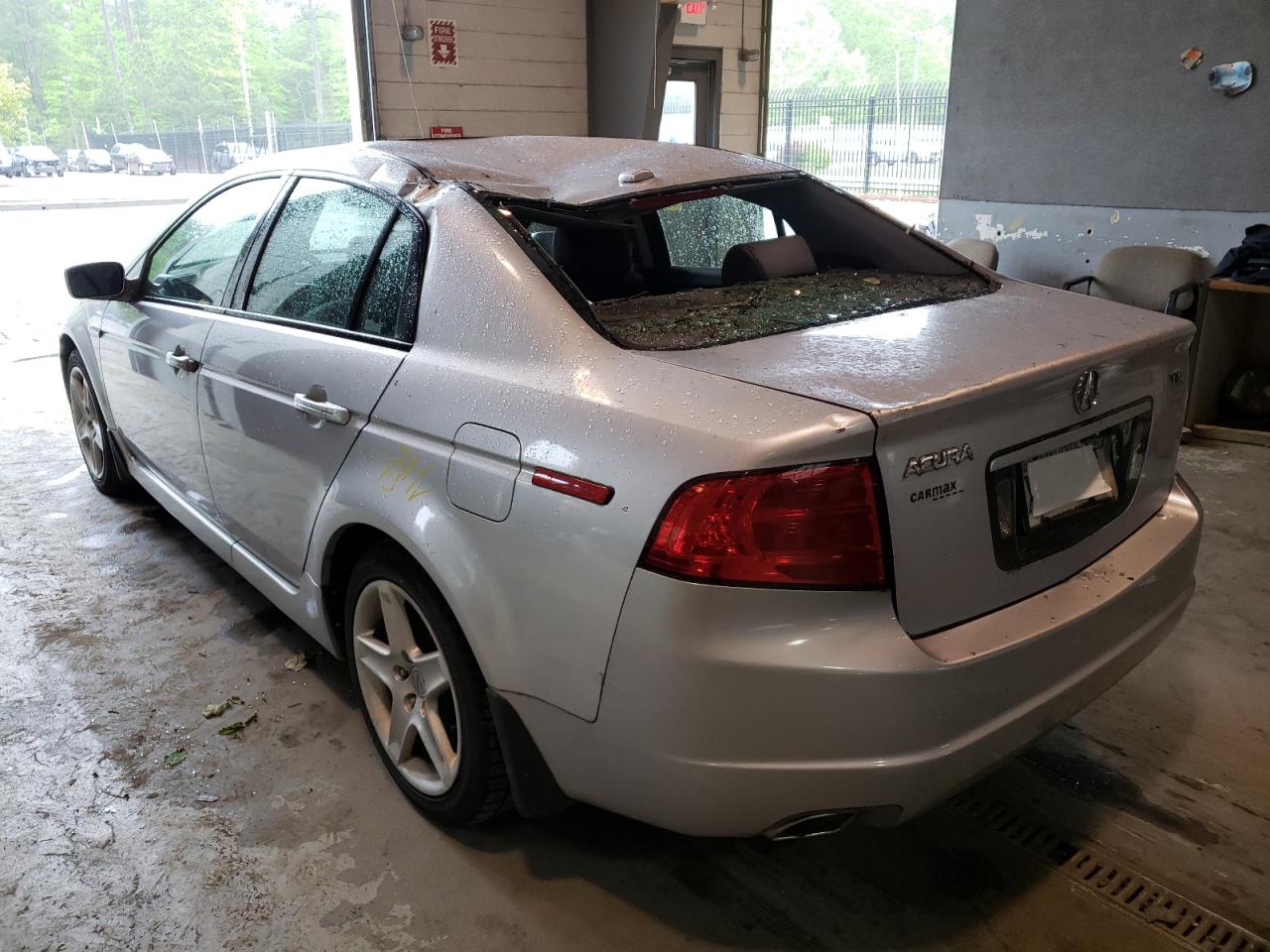 Photo 3 from auction – 2004 ACURA TL with VIN 19UUA662X4A001622