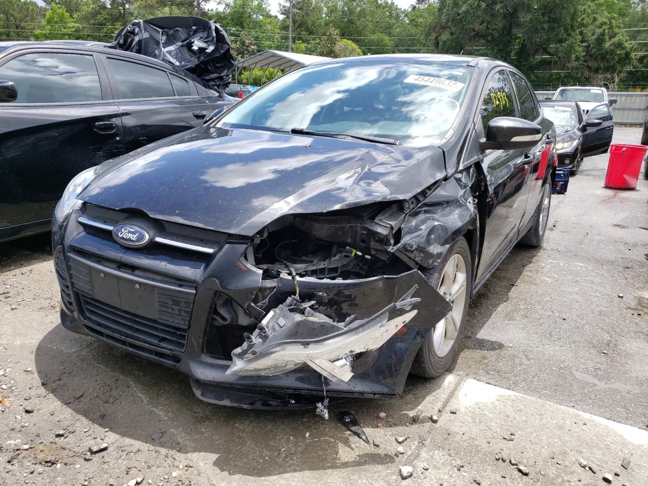 Photo 2 from auction – 2014 FORD FOCUS SE with VIN 1FADP3F28EL344615