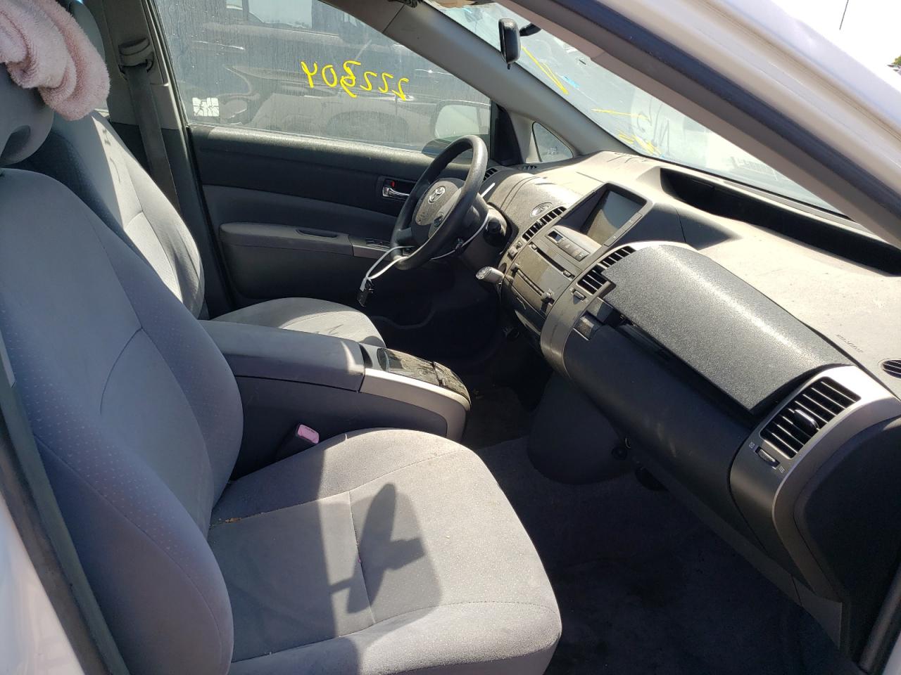 Photo 5 from auction – 2006 TOYOTA PRIUS with VIN JTDKB20U367524079