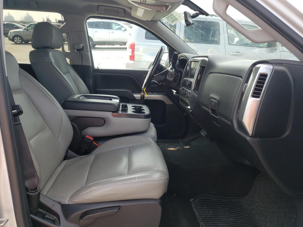 Photo 5 from auction – 2017 CHEVROLET SILVERADO with VIN 3GCUKREC2HG489009