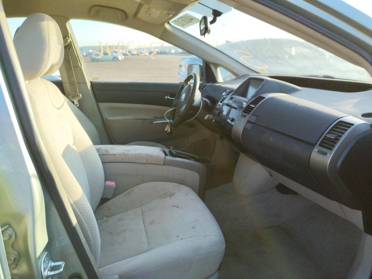 Photo 5 from auction – 2008 TOYOTA PRIUS with VIN JTDKB20U887709232