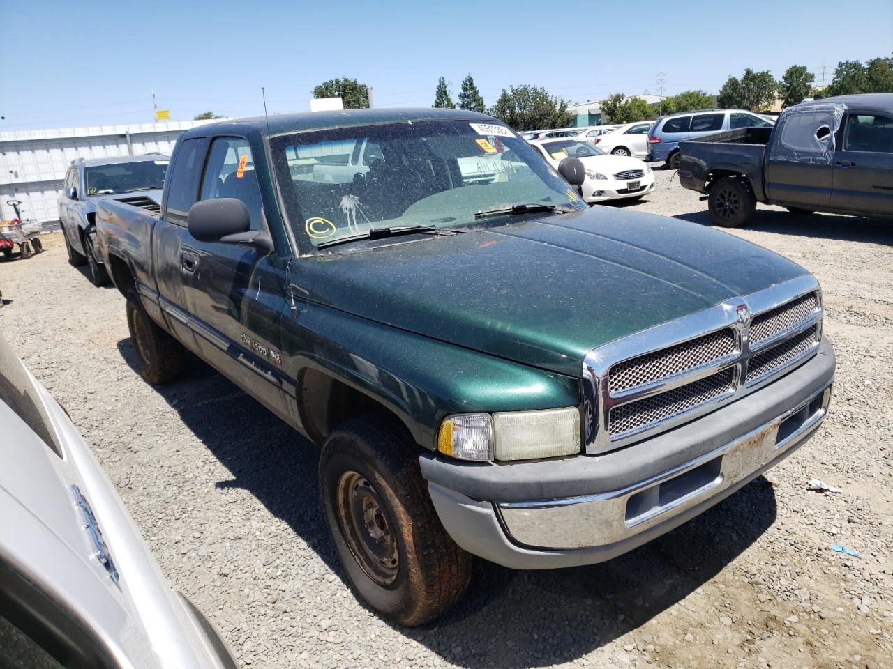 Photo 1 from auction – 2001 DODGE RAM 1500 with VIN 1B7HF13ZX1J588759
