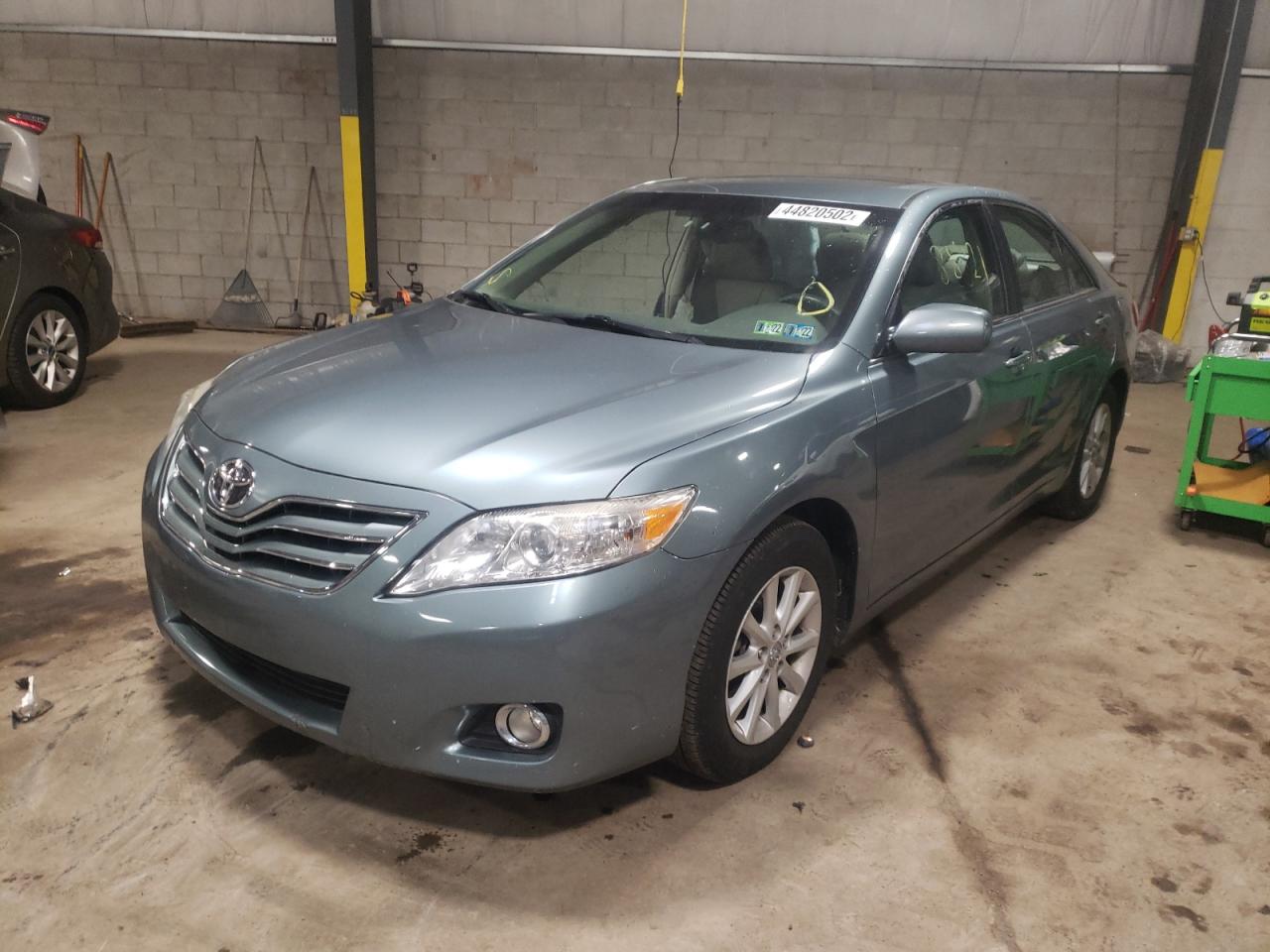 Photo 2 from auction – 2010 TOYOTA CAMRY BASE with VIN 4T4BF3EK3AR015123