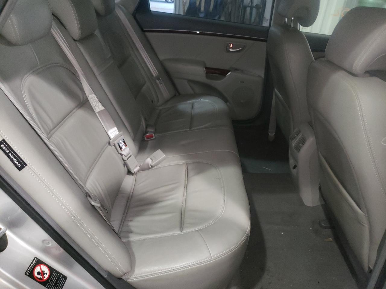Photo 6 from auction – 2008 HYUNDAI AZERA SE with VIN KMHFC46F08A288799