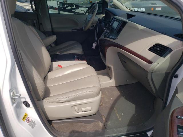 Photo 5 from auction – 2013 TOYOTA SIENNA XLE with VIN 5TDYK3DC7DS369332