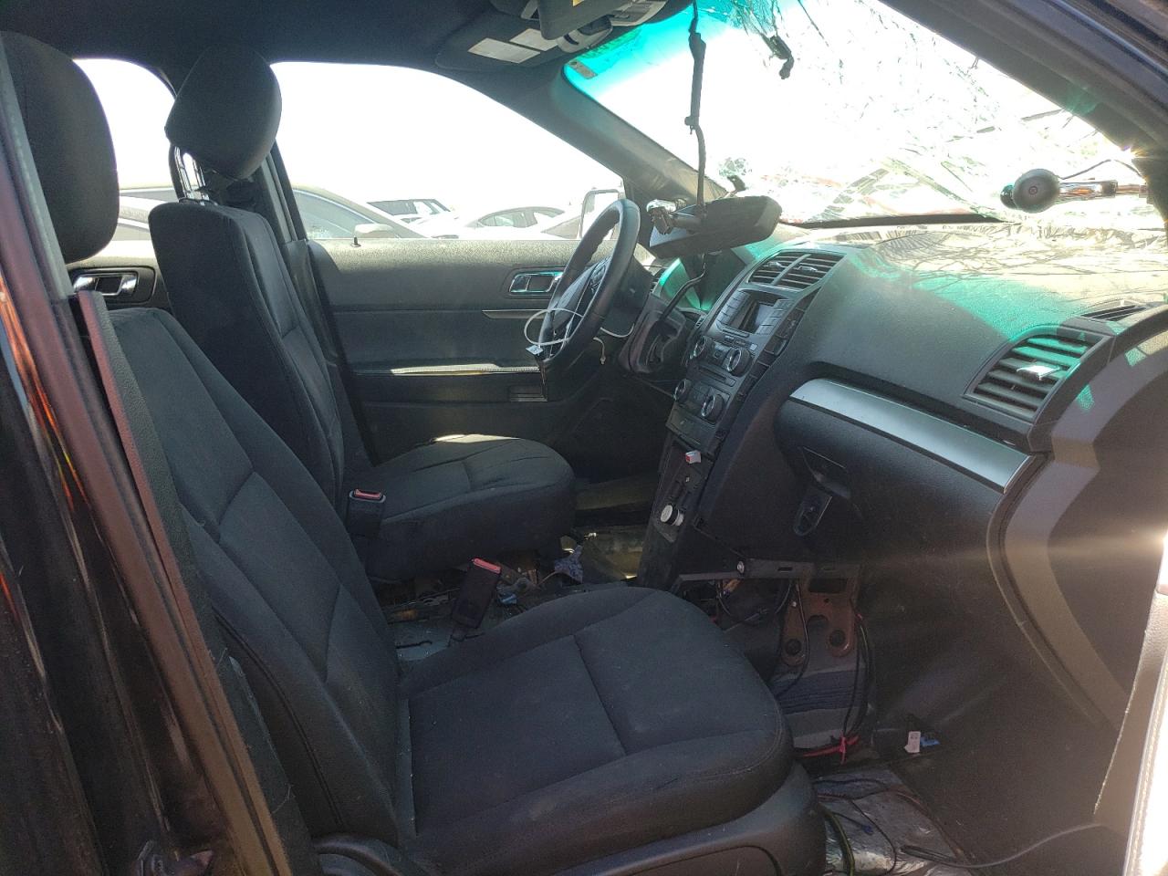 Photo 5 from auction – 2016 FORD EXPLORER P with VIN 1FM5K8AR8GGA46989